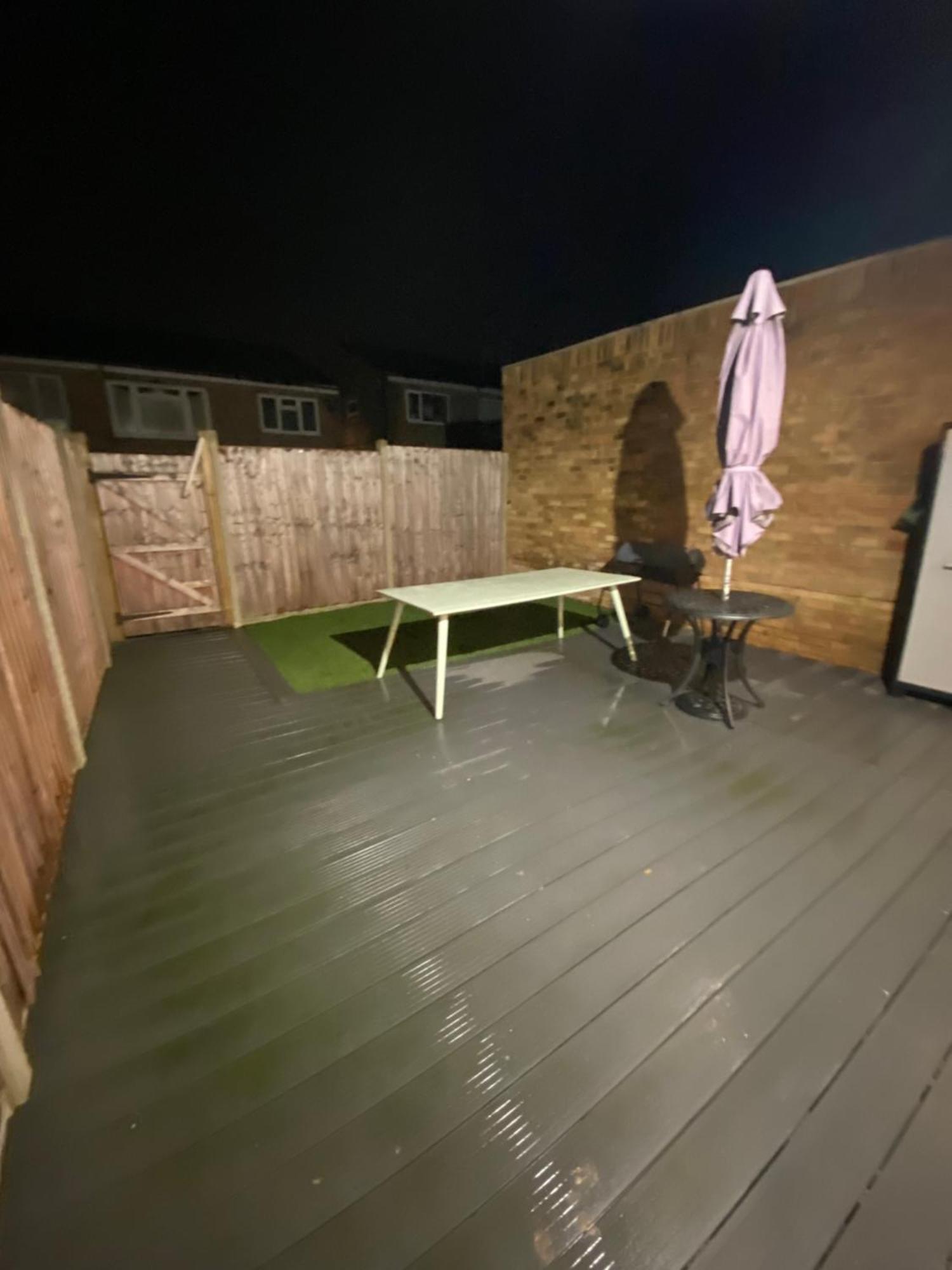 The Bay Apartment Edgware Esterno foto