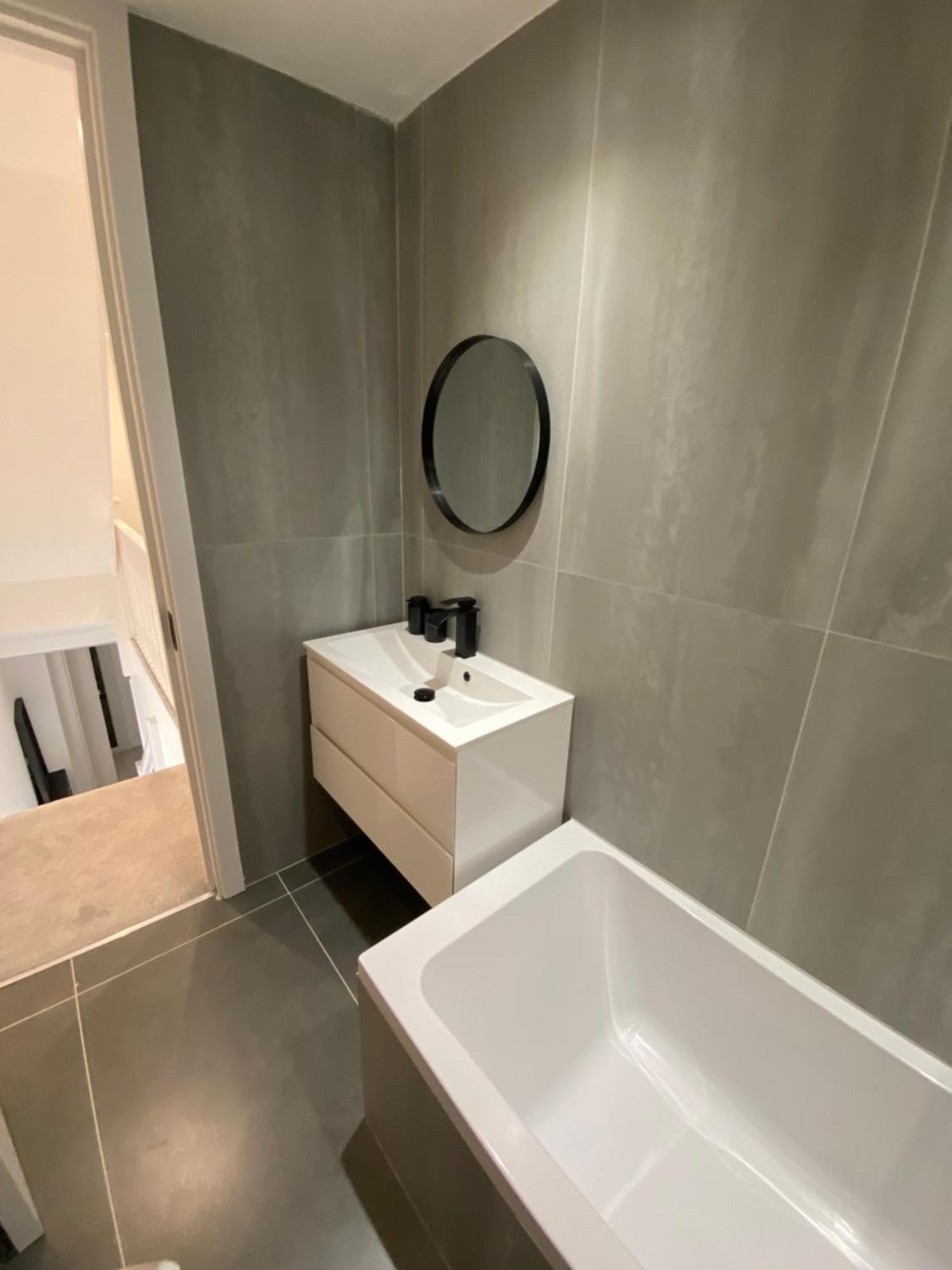The Bay Apartment Edgware Esterno foto