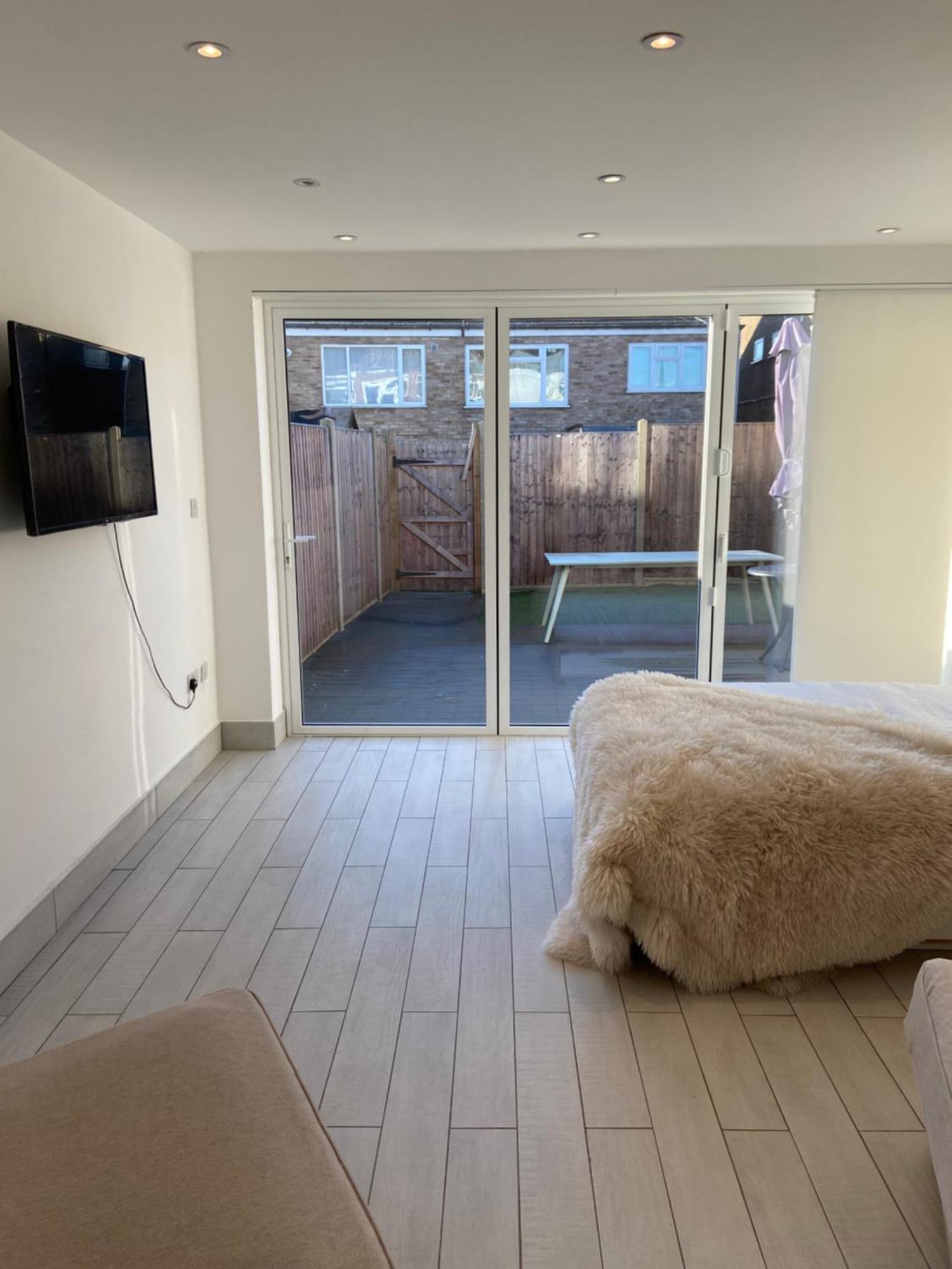 The Bay Apartment Edgware Esterno foto